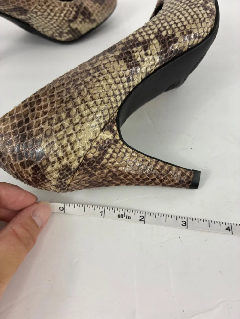 N/A snakeskin pumps